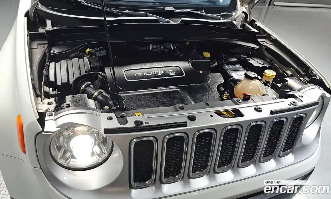 Jeep Renegade 2016 2.0 гидро в Москве № 232695, фото 6