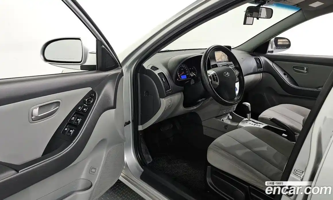 Hyundai Avante 2009 1.6 гидро в Москве № 5024, фото 11