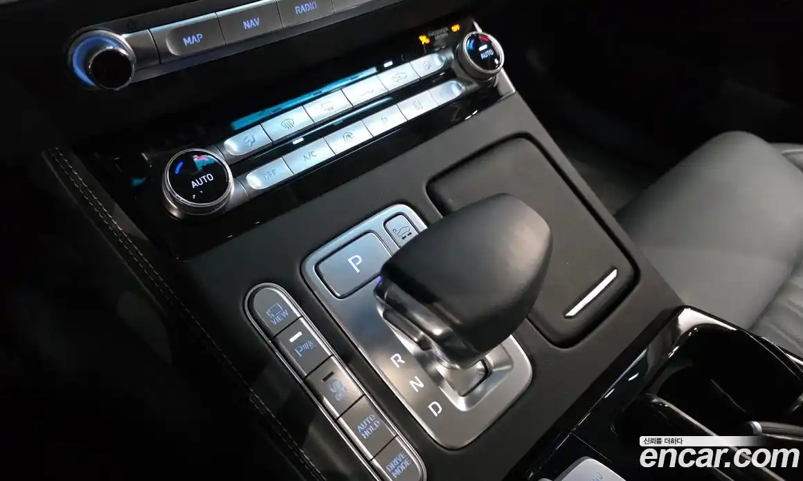 Genesis G90 2021 3.8 гидро, фото 12