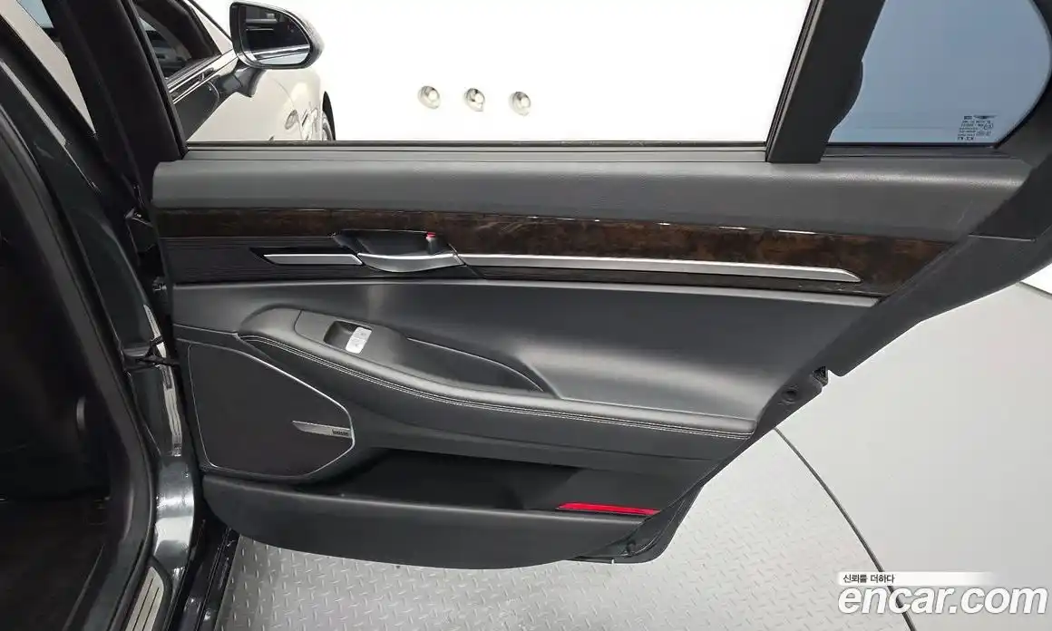 Genesis G90 2021 3.8 гидро, фото 15