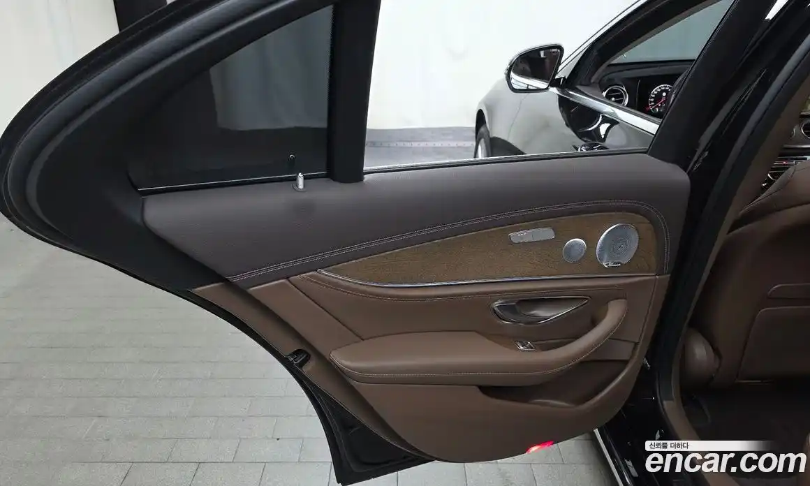 Mercedes-Benz E-Class 2019 2.0 гидро в Москве, фото 15