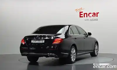 Mercedes-Benz E-Class 2019 2.0 гидро в Москве, миниатюра 2