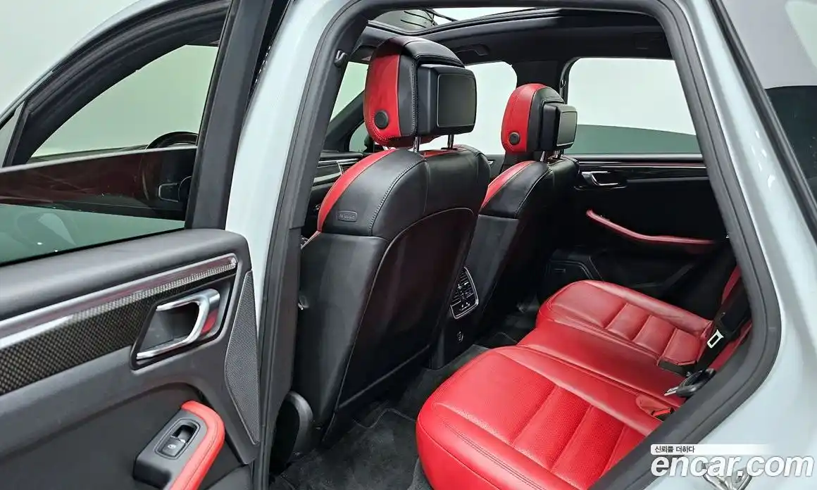 Porsche Macan 2018 3.0 гидро в Москве № 1280654, фото 16