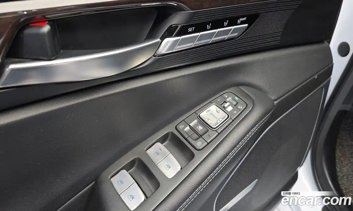 Genesis EQ900 2018 3.8 гидро в Москве, фото 18