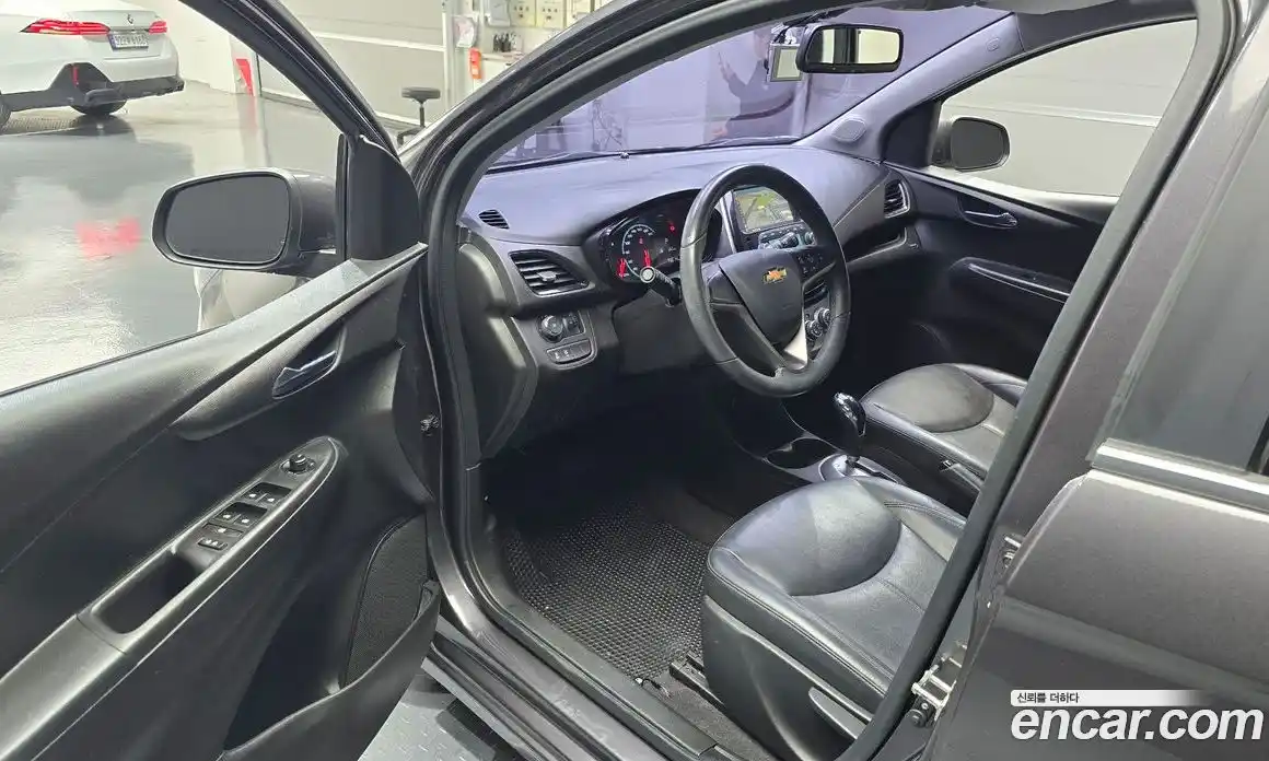 Chevrolet Spark 2016 1.0 гидро в Москве, фото 13