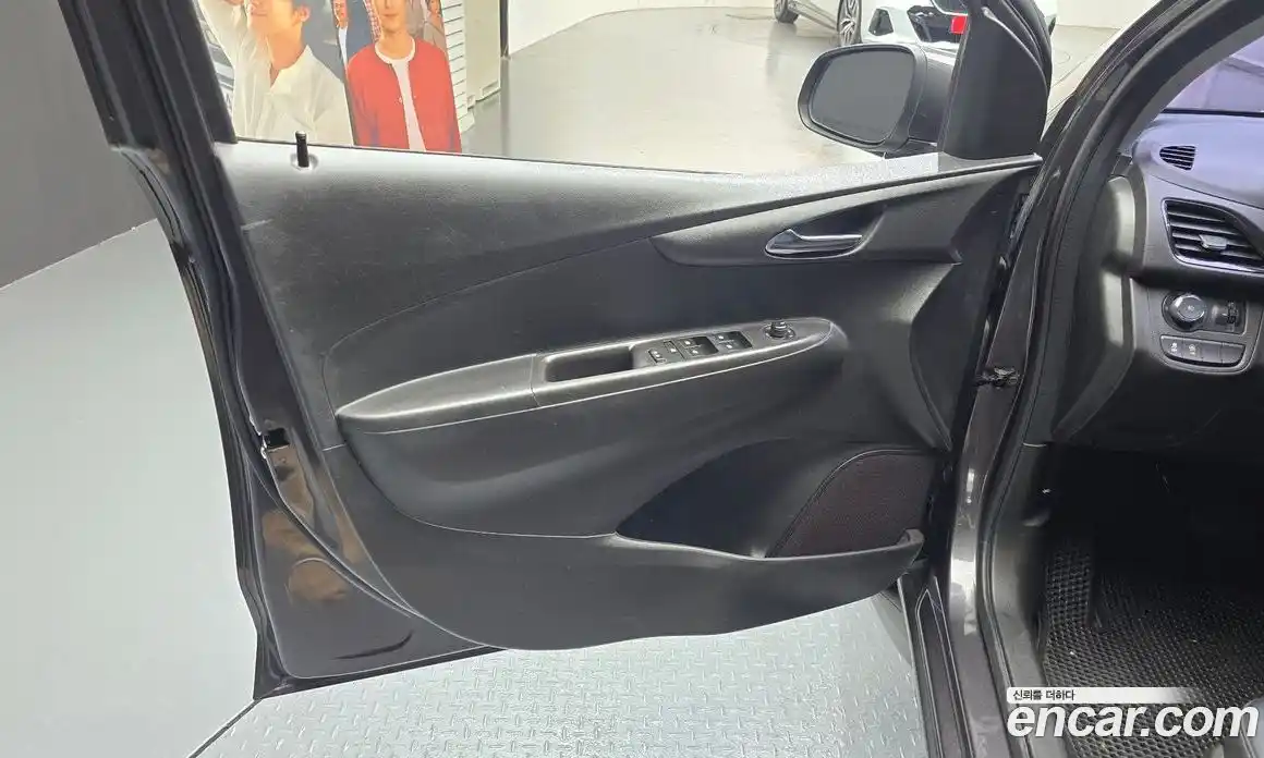 Chevrolet Spark 2016 1.0 гидро в Москве, фото 14
