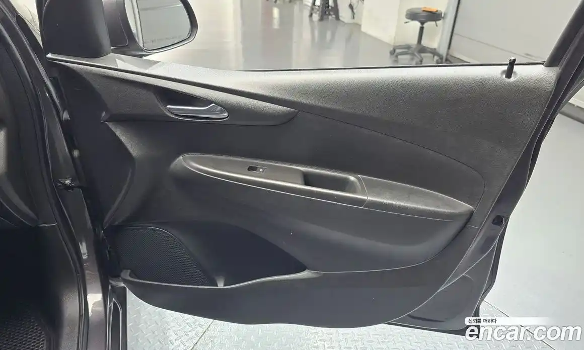 Chevrolet Spark 2016 1.0 гидро в Москве, фото 15