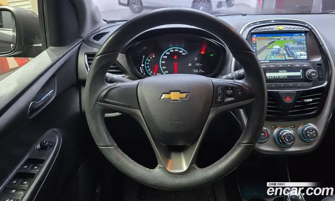 Chevrolet Spark 2016 1.0 гидро в Москве, фото 19