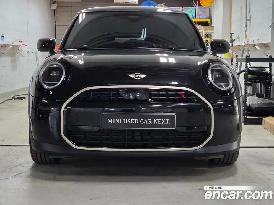 Mini Cooper 2024 2.0 гидро в Москве № 1323118, фото 3