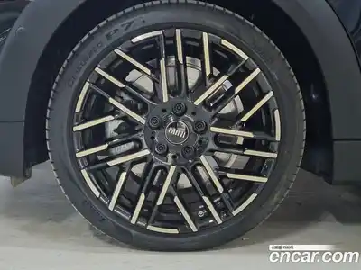 Mini Cooper 2024 2.0 гидро в Москве № 1323118, миниатюра 5