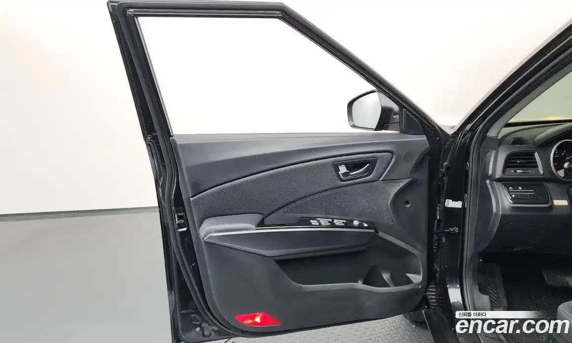 SsangYong TIBOLI 2016 1.6 гидро, фото 14