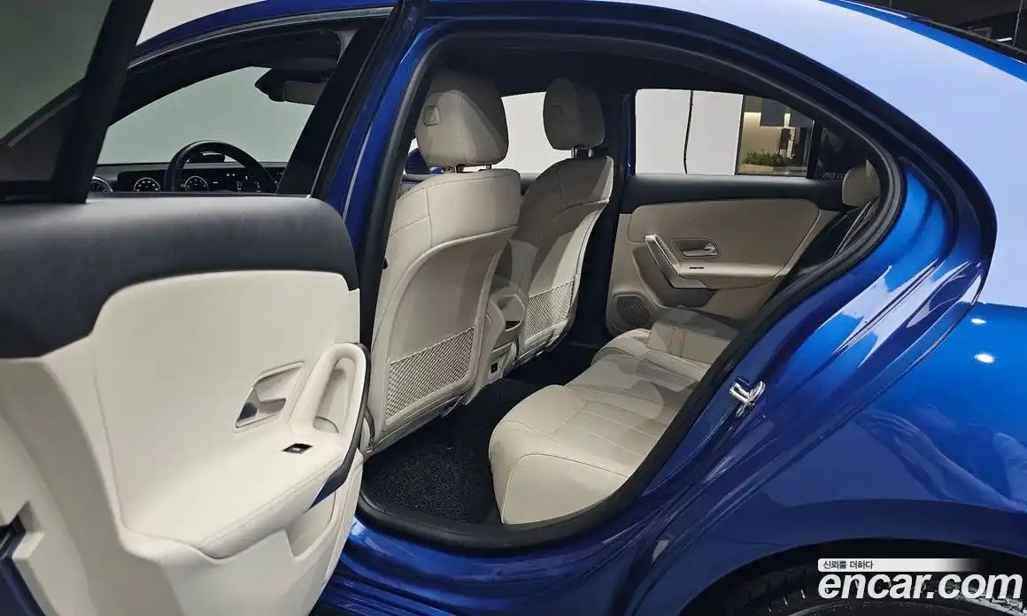 Mercedes-Benz A-Class 2024 2.0 гидро в Москве № 1347687, фото 16