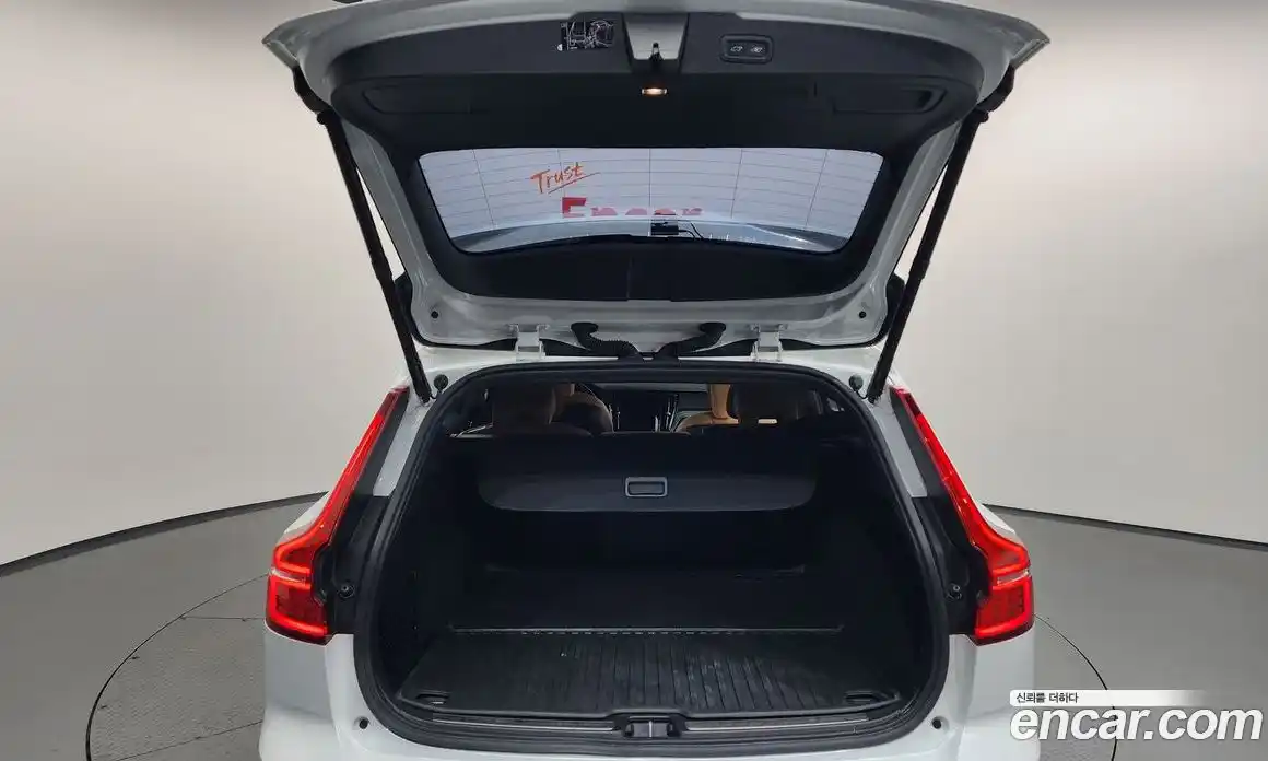 Volvo V60 2020 2.0 гидро в Москве № 1348837, фото 27