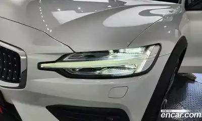 Volvo V60 2020 2.0 гидро в Москве № 1348837, миниатюра 8