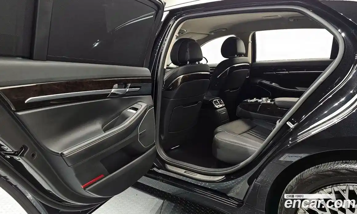 Genesis G90 2021 3.8 гидро в Москве, фото 18