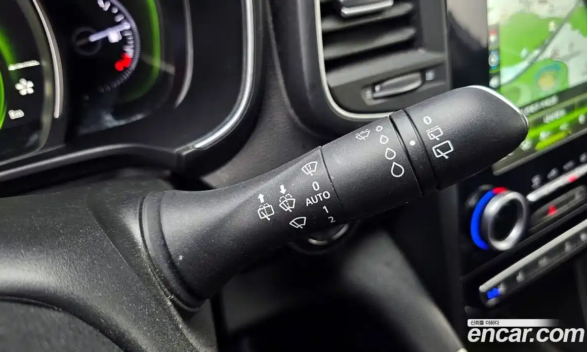 Renault QM6 2017 2.0 гидро в Москве № 1402577, фото 22