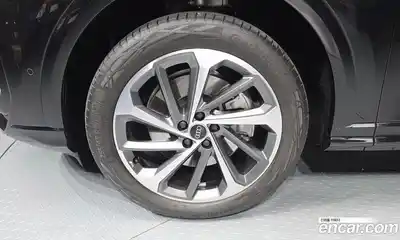 Audi Q5 2025 2.0 гидро в Москве № 1404026, миниатюра 5