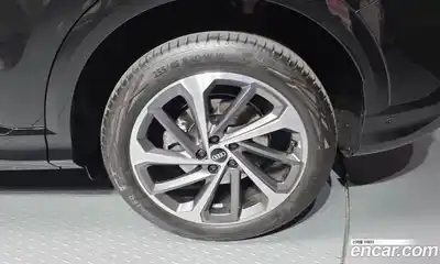 Audi Q5 2025 2.0 гидро в Москве № 1404026, миниатюра 7