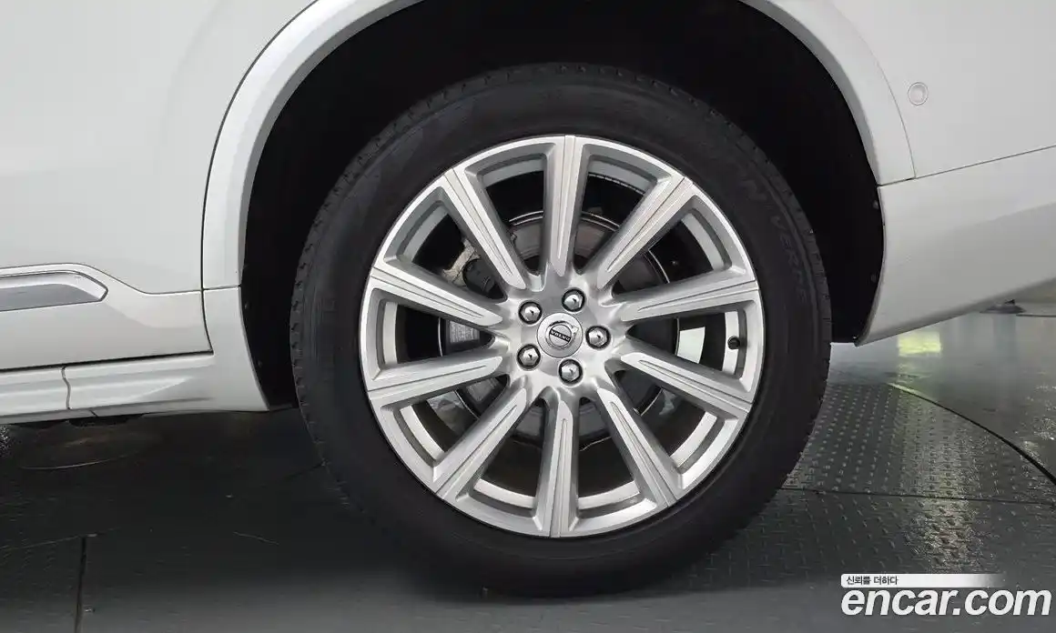 Volvo XC90 2018 2.0 гидро в Москве № 1404689, фото 7