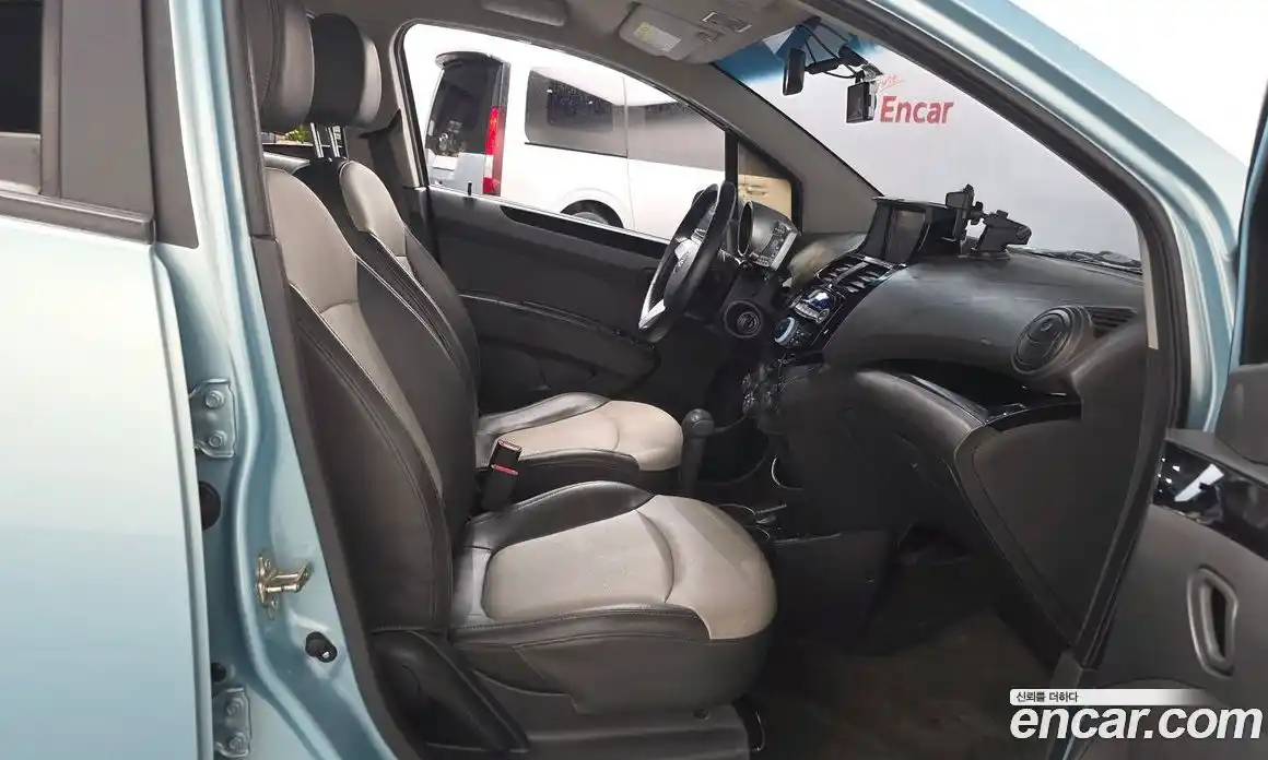 Chevrolet Spark 2012 1.0 гидро в Москве № 1419987, фото 16