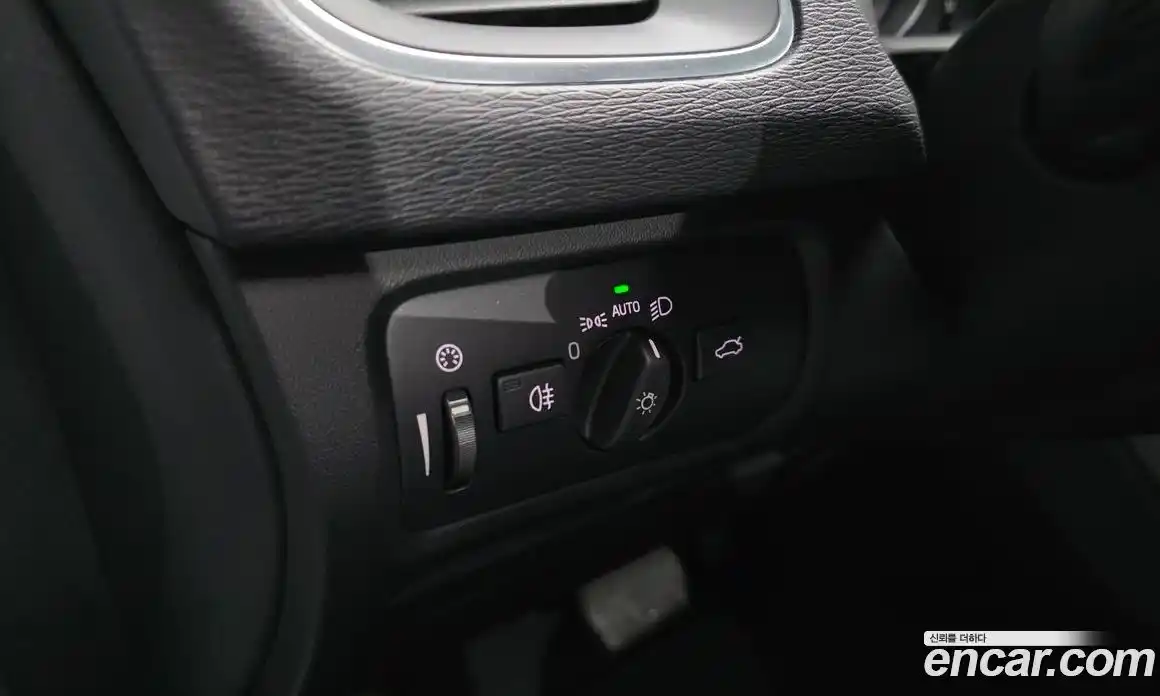 Volvo V40 2019 2.0 гидро в Москве № 1422900, фото 29