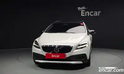 Volvo V40 2019 2.0 гидро в Москве № 1422900, миниатюра 3