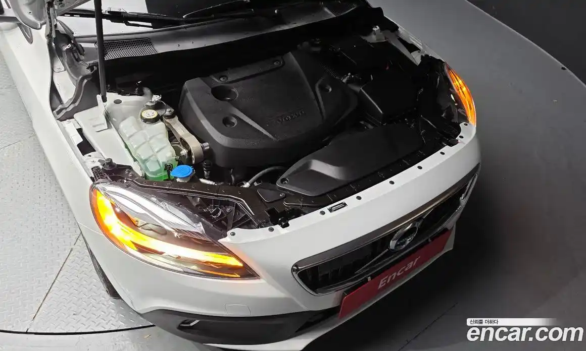 Volvo V40 2019 2.0 гидро в Москве № 1422900, фото 6