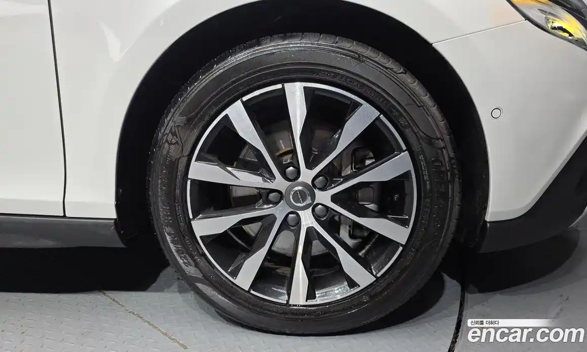 Volvo V40 2019 2.0 гидро в Москве № 1422900, фото 7