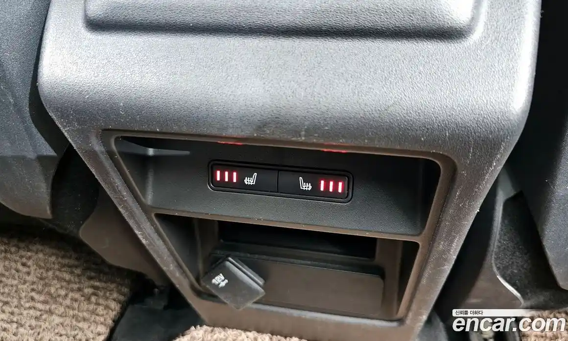 Land Rover Discovery Sport 2017 2.0 гидро в Москве № 1423300, фото 24