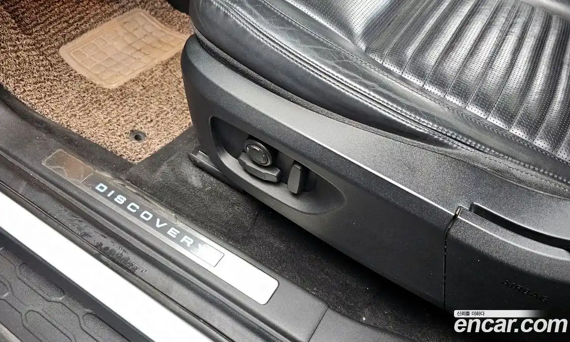 Land Rover Discovery Sport 2017 2.0 гидро в Москве № 1423300, фото 32