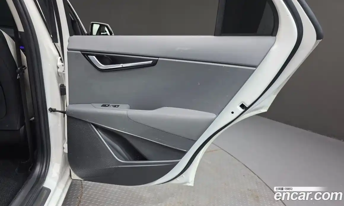 Kia Niro 2022 1.6 гидро в Москве № 1538674, фото 15