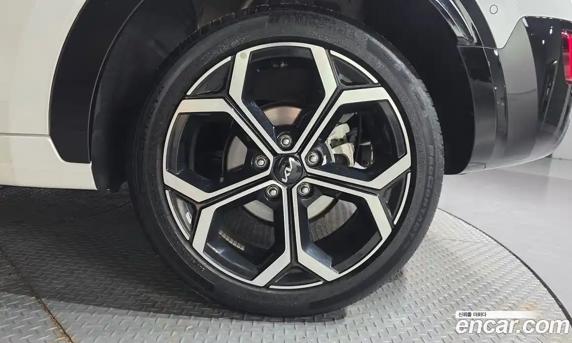 Kia Niro 2022 1.6 гидро в Москве № 1538674, фото 7