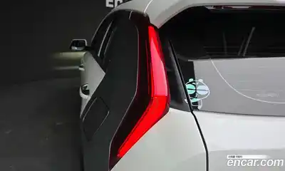 Kia Niro 2022 1.6 гидро в Москве № 1538674, миниатюра 9