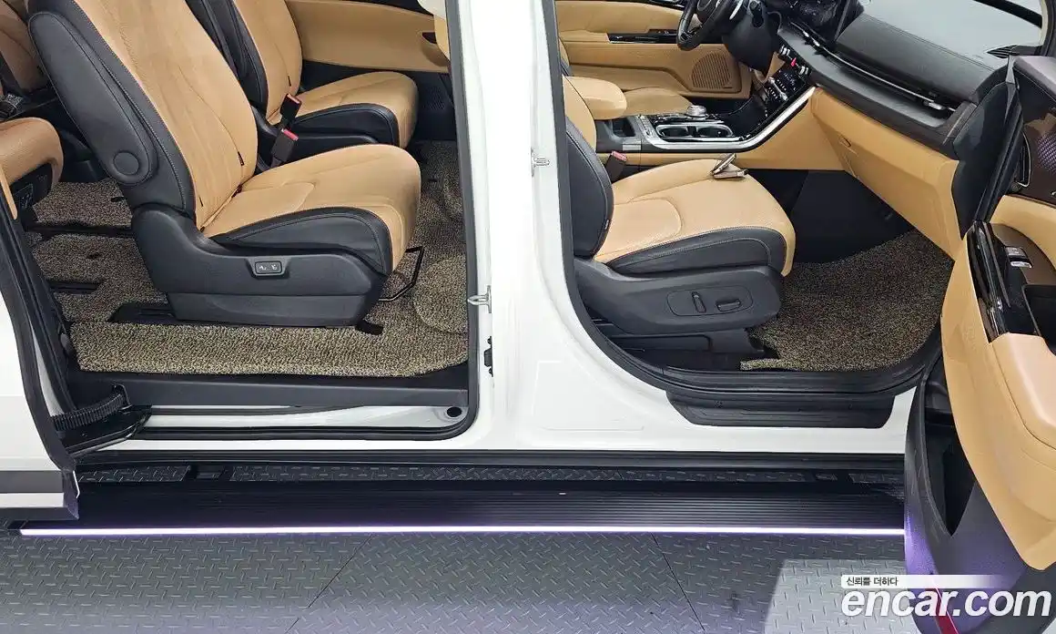 Kia Canival 2022 3.5 гидро в Москве № 1538770, фото 25