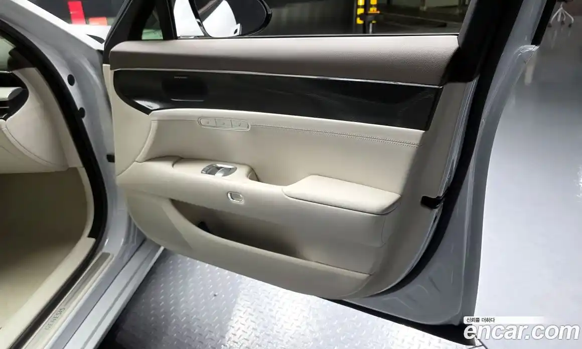 Genesis G90 2022 3.5 гидро в Москве, фото 14