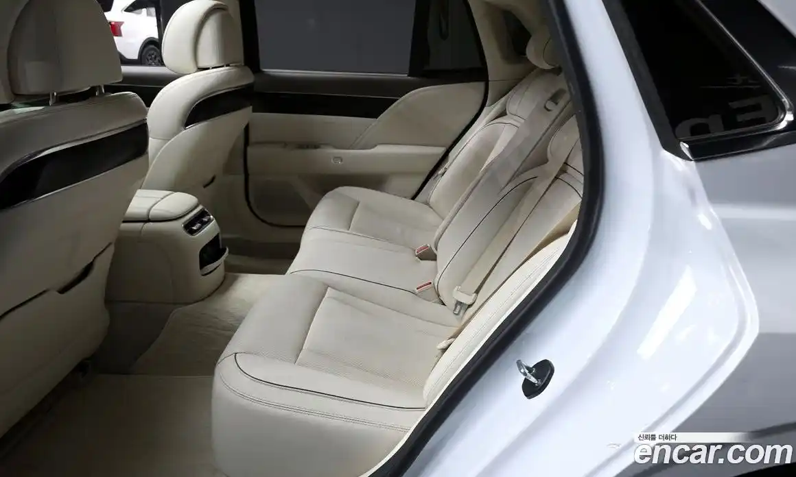 Genesis G90 2022 3.5 гидро в Москве, фото 16