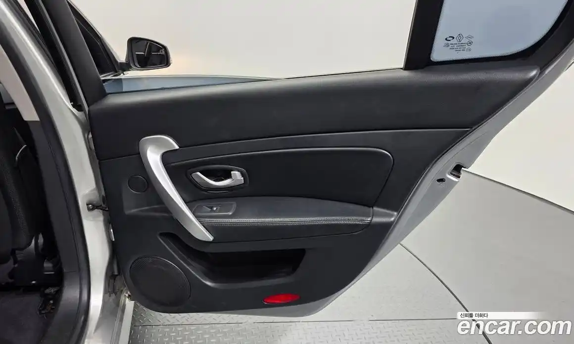 Renault SM5 2015 1.5 гидро в Москве № 1543421, фото 31