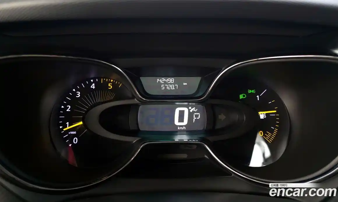 Renault QM3 2015 1.5 гидро в Москве № 1543439, фото 11