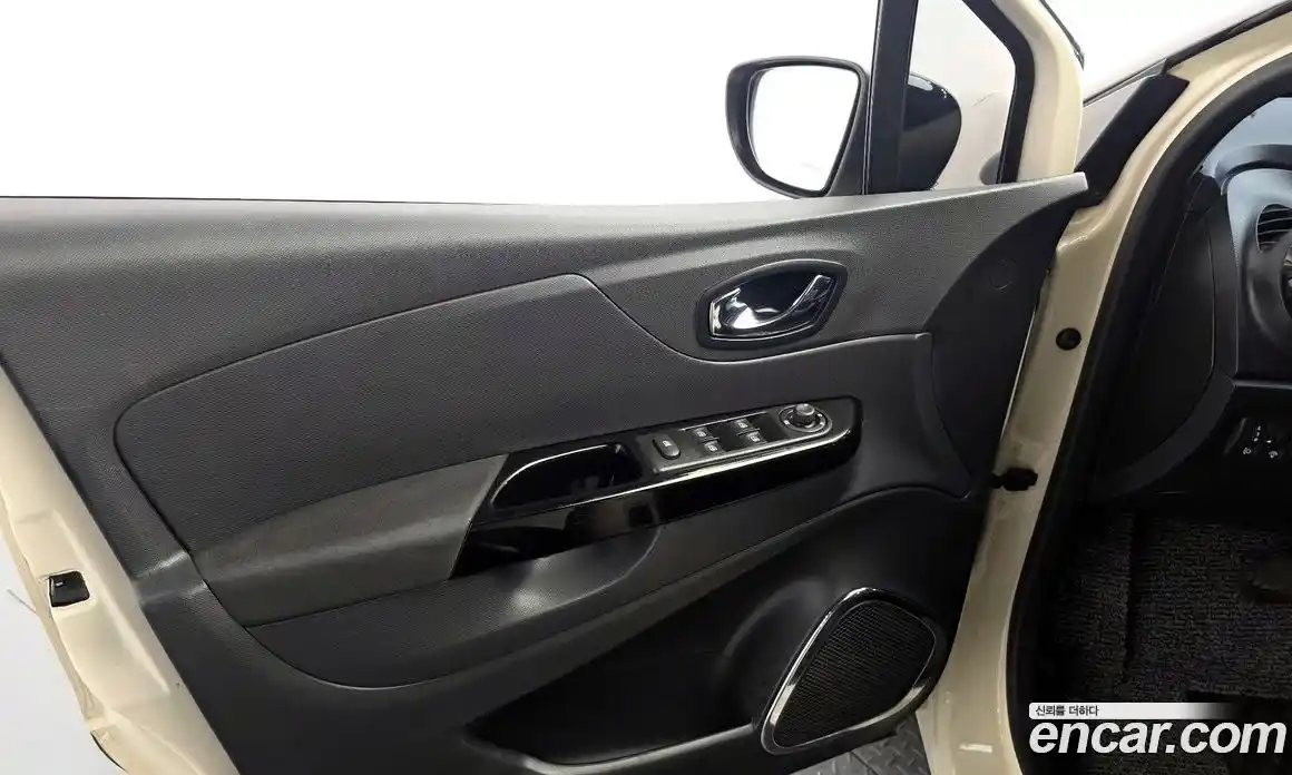 Renault QM3 2015 1.5 гидро в Москве № 1543439, фото 14