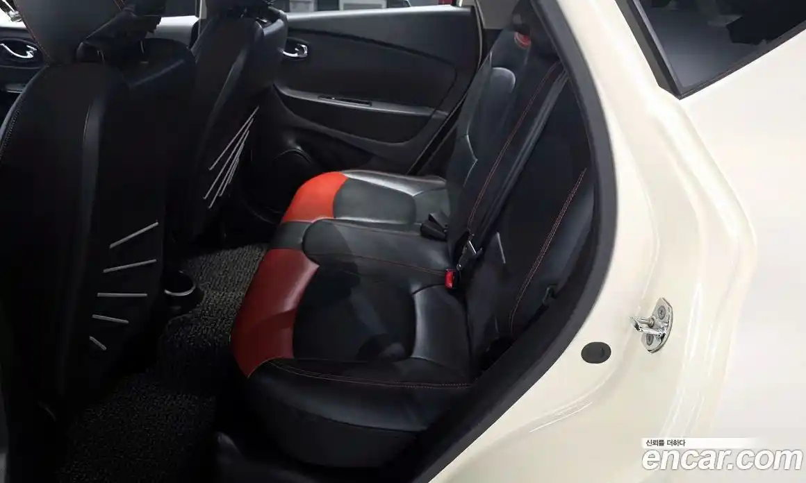 Renault QM3 2015 1.5 гидро в Москве № 1543439, фото 18