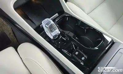 Volvo XC40 2024 2.0 гидро в Москве № 1546762, миниатюра 12