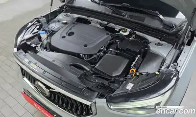 Volvo XC40 2024 2.0 гидро в Москве № 1546762, миниатюра 6