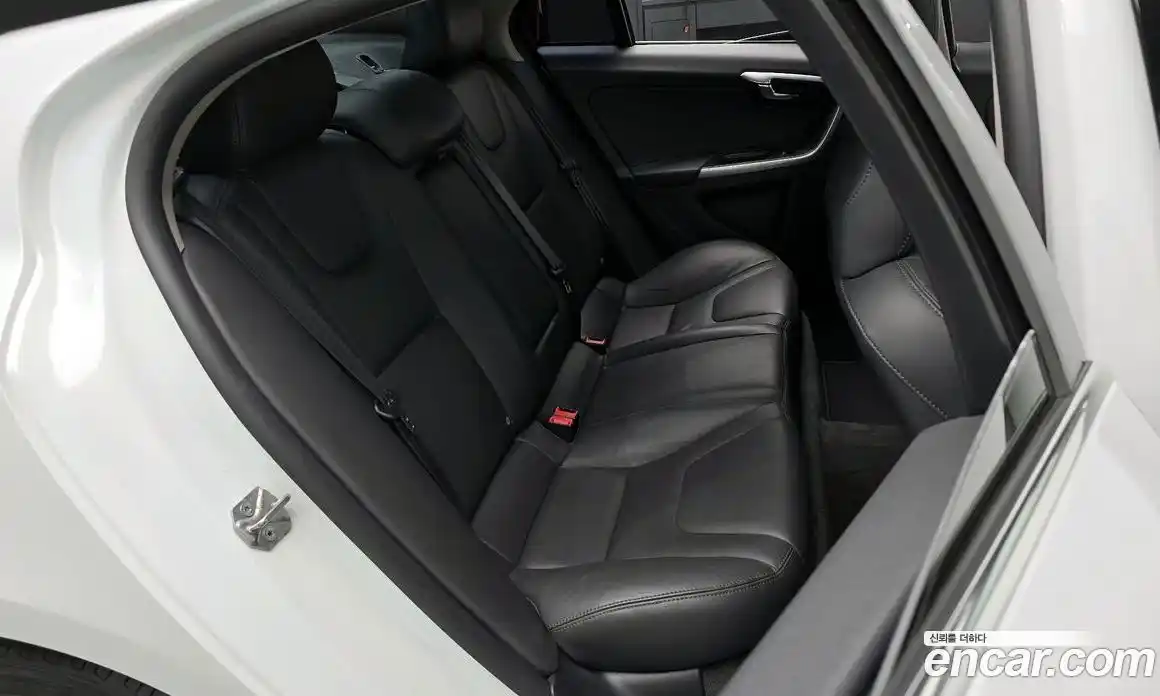 Volvo S60 2014 1.6 гидро в Москве № 1546968, фото 17