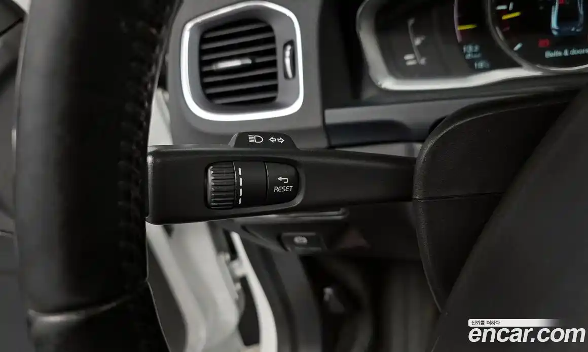 Volvo S60 2014 1.6 гидро в Москве № 1546968, фото 26