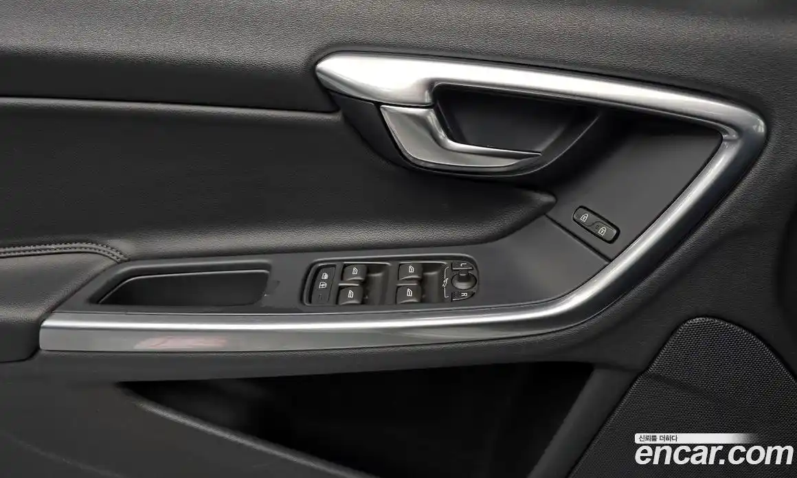 Volvo S60 2014 1.6 гидро в Москве № 1546968, фото 32
