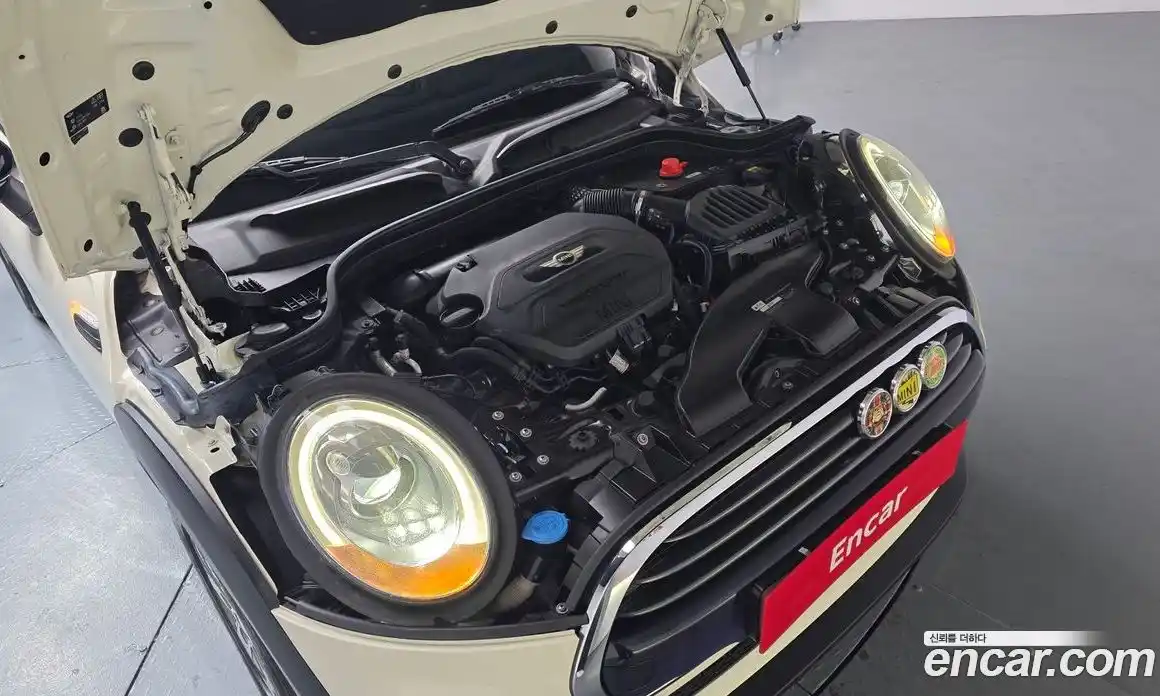 Mini Cooper 2018 1.5 гидро в Москве № 1548178, фото 5