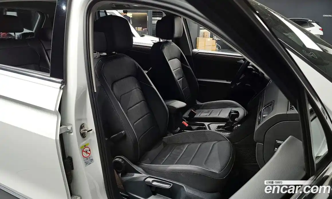 Volkswagen Tiguan 2023 2.0 гидро в Москве № 1549041, фото 12