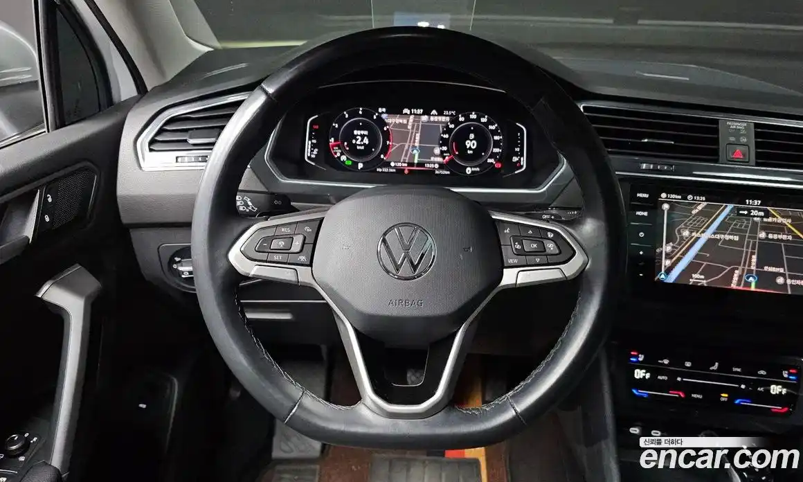 Volkswagen Tiguan 2023 2.0 гидро в Москве № 1549041, фото 18
