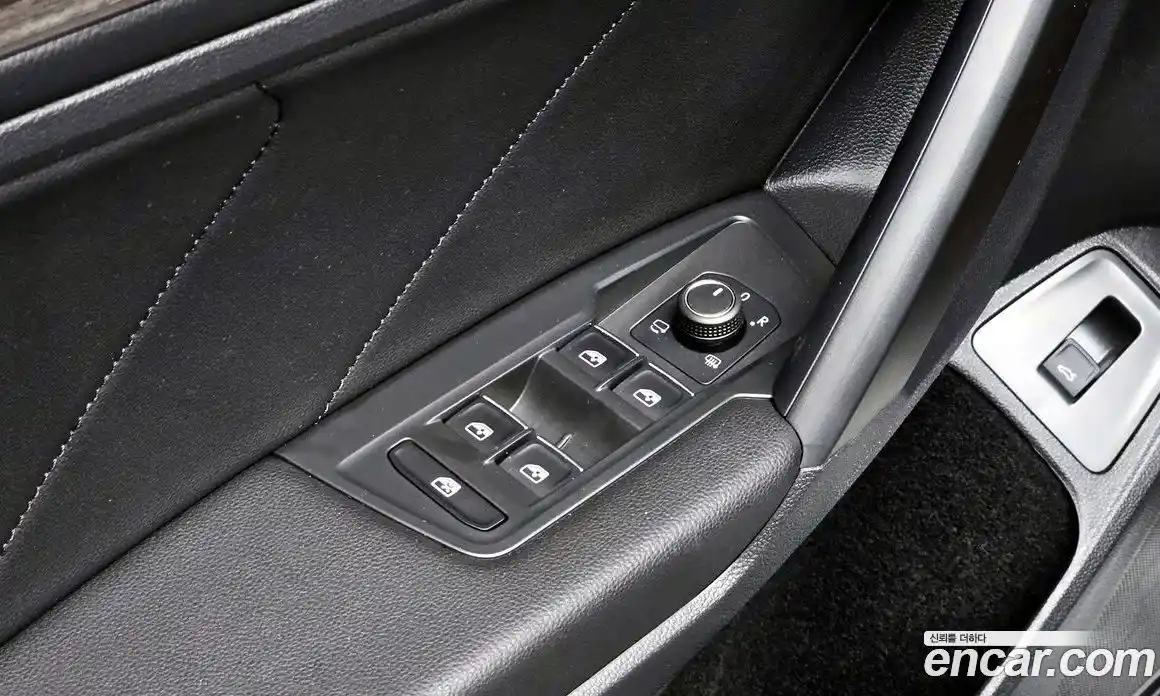 Volkswagen Tiguan 2023 2.0 гидро в Москве № 1549041, фото 28