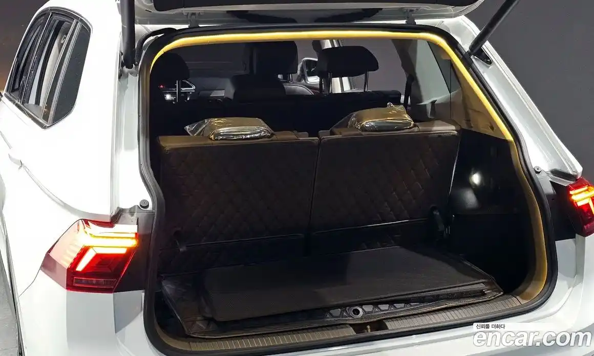 Volkswagen Tiguan 2023 2.0 гидро в Москве № 1549041, фото 30